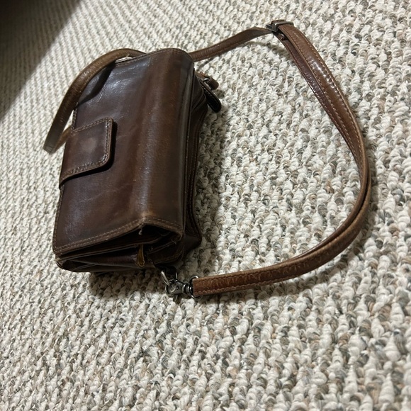 Adrian Klis crossbody wallet EUC Brown Leather Wallet with multiple billfolds - Picture 12 of 16